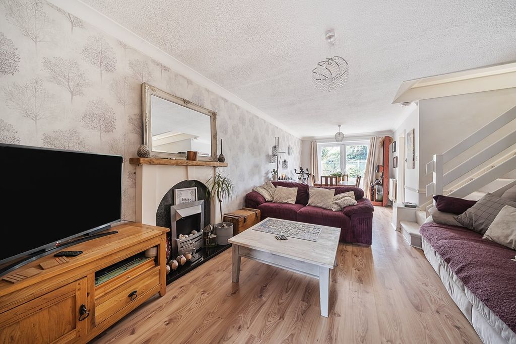Property photo 2 of 17