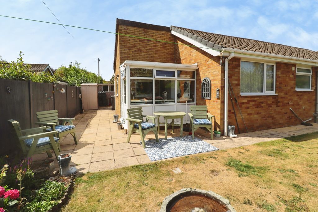 Property photo 3 of 24