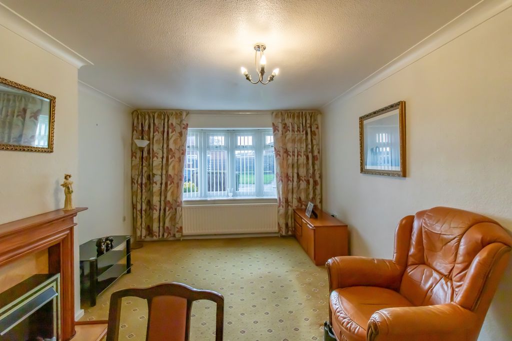 Property photo 2 of 12 Image 1