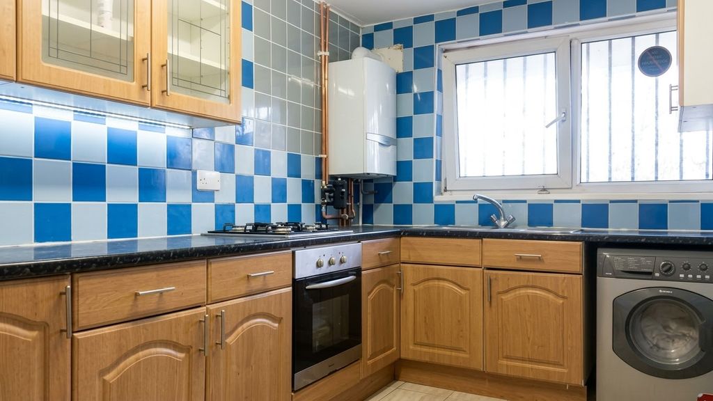 Property photo 2 of 2