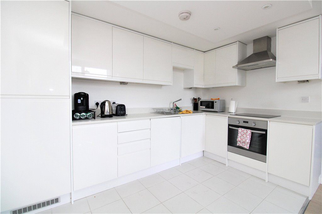 Property photo 3 of 5 Kitchen