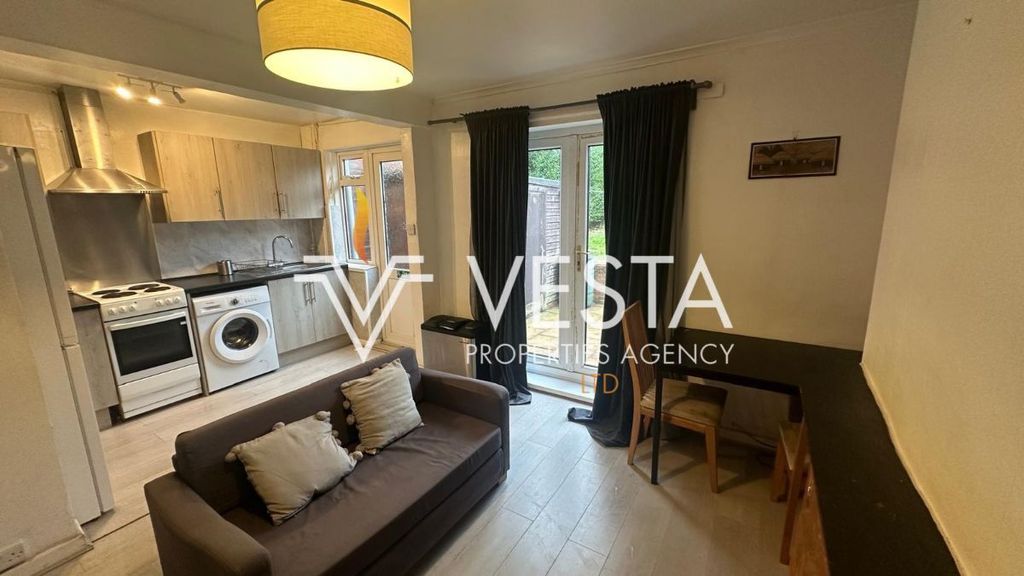 Property photo 1 of 25