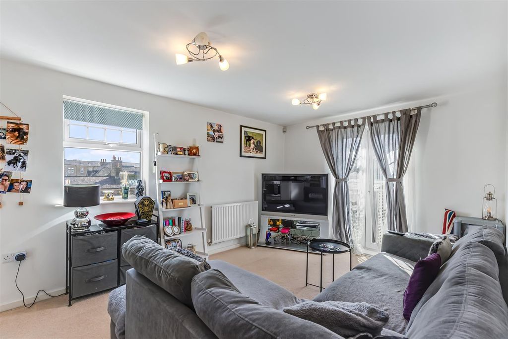 Property photo 2 of 15 Img_6437.Jpg