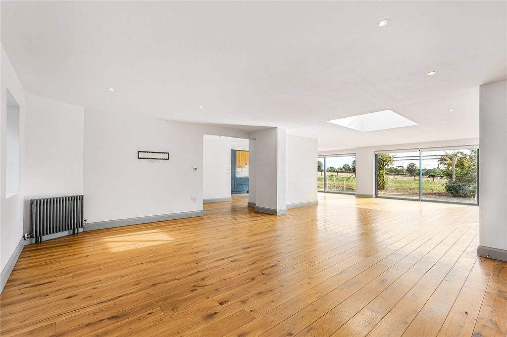 Property photo 3 of 26 Picture No. 45