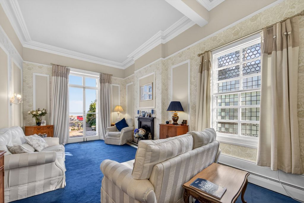 Property photo 3 of 24 Picture No. 09