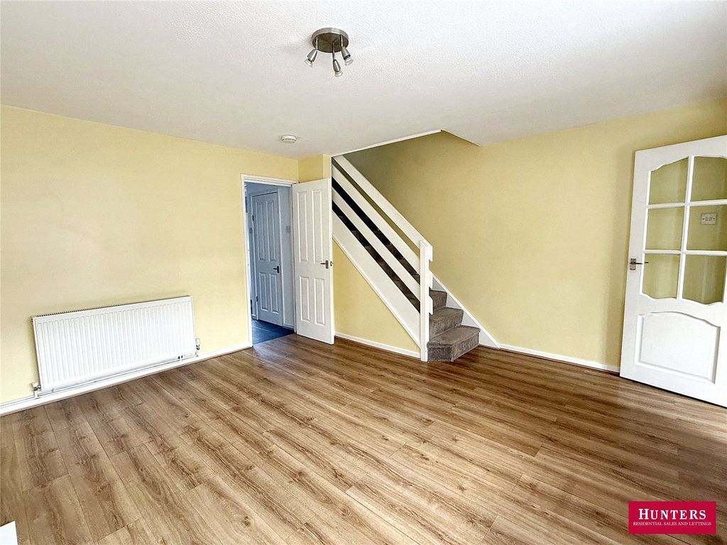 Property photo 3 of 17 Picture No. 22