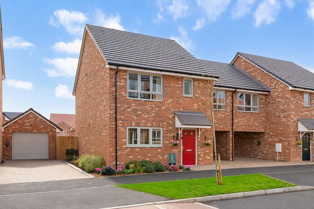 Property photo 1 of 13 Plot 32