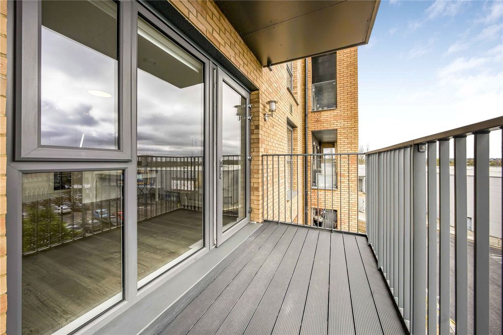 Property photo 3 of 13 Balcony