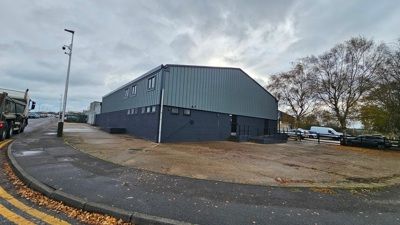 Property photo 1 of 7 Photo 5