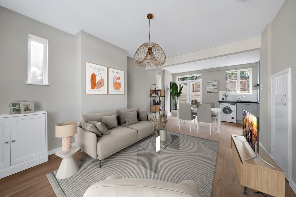 Property photo 1 of 12 4300751