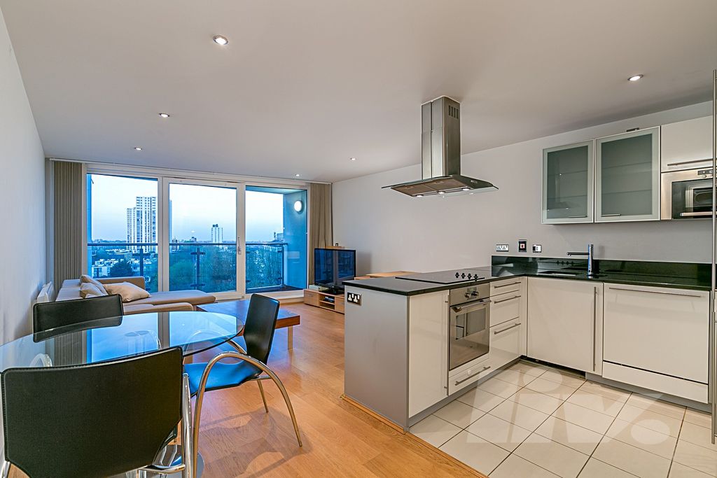 Property photo 1 of 11 Photo 2