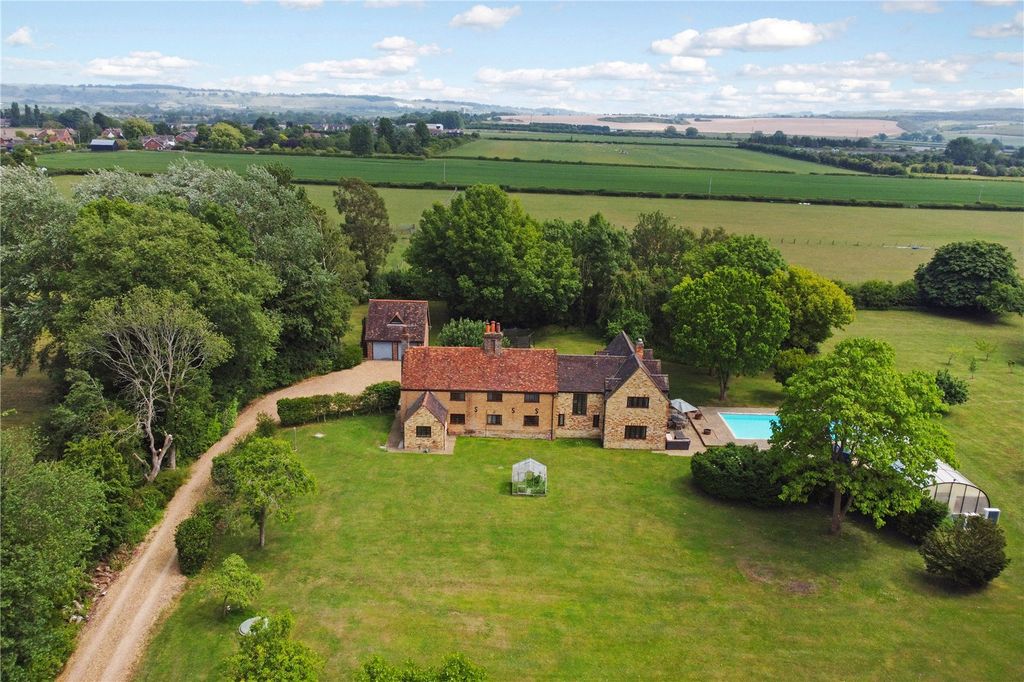 Property photo 1 of 23 Aerial