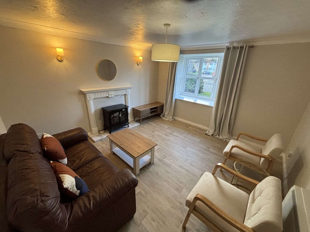 Property photo 2 of 5