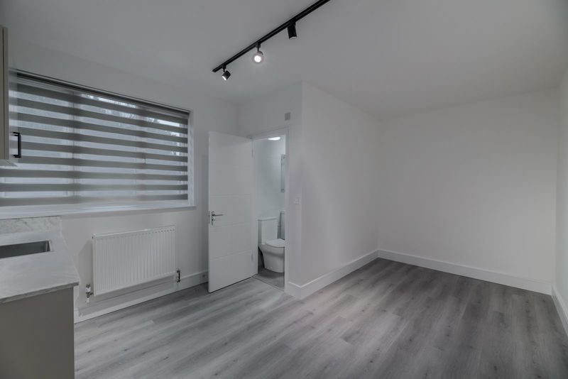 Property photo 1 of 9 Photo 2