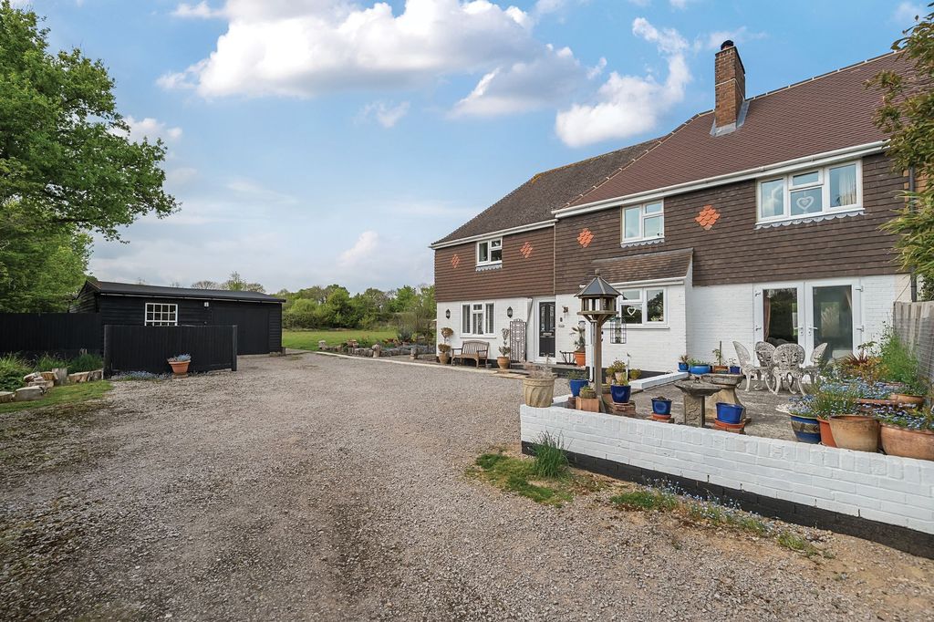 Property photo 1 of 30