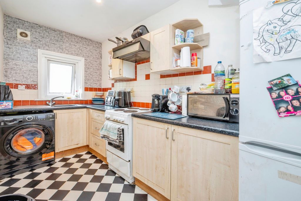 Property photo 3 of 15 Photography