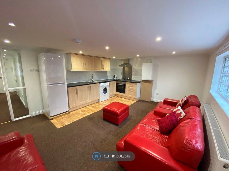 Property photo 2 of 10