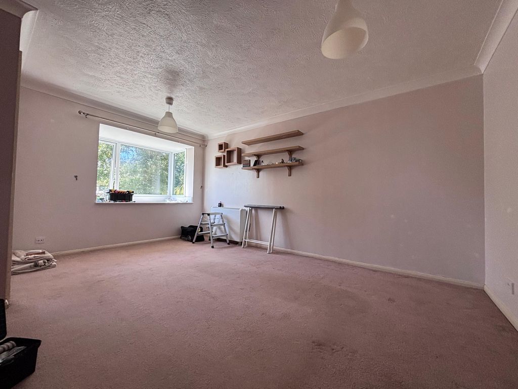 Property photo 1 of 3