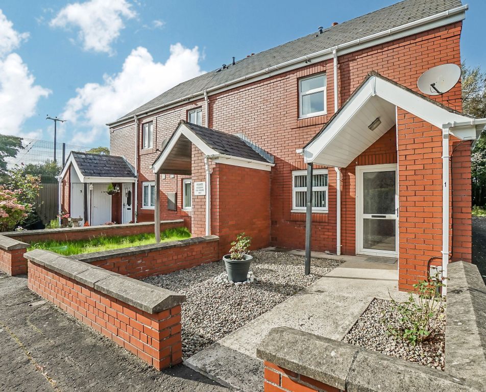Property photo 1 of 14 Ceh922406-1