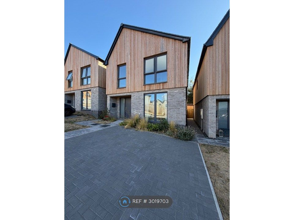 Property photo 1 of 26