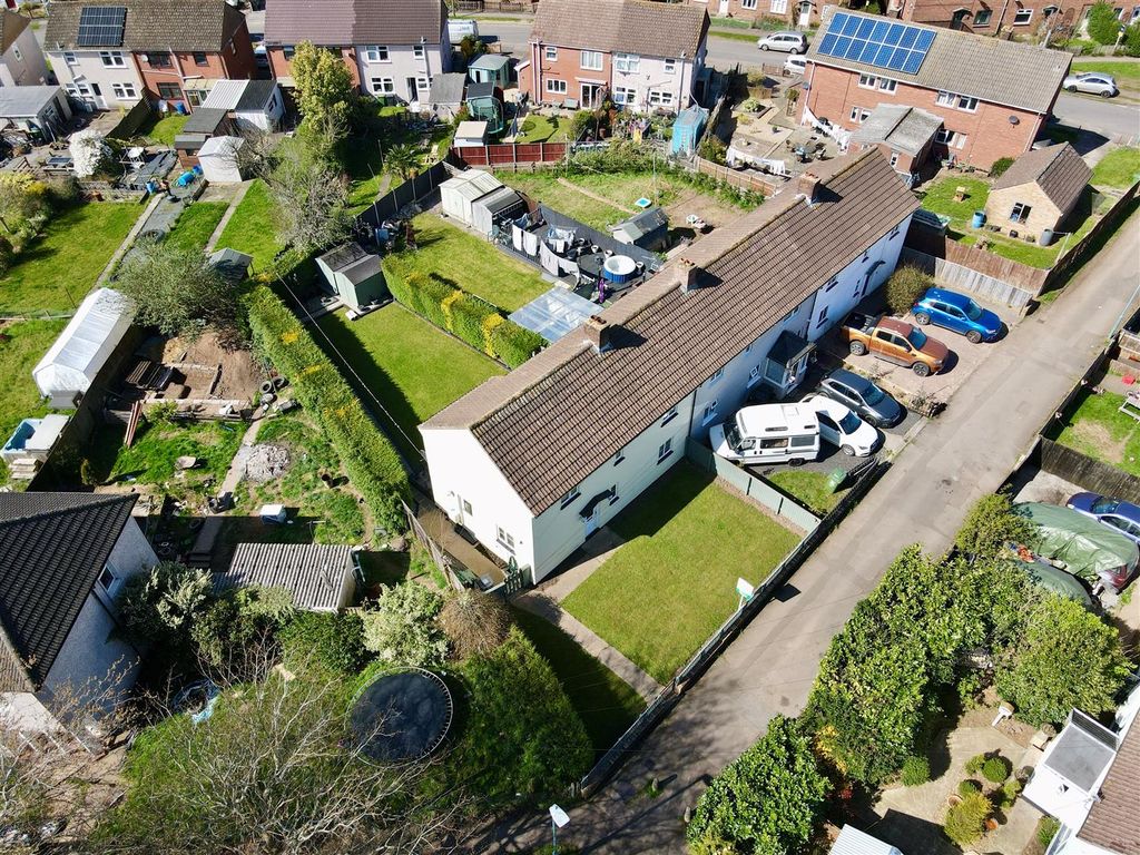 Property photo 2 of 19