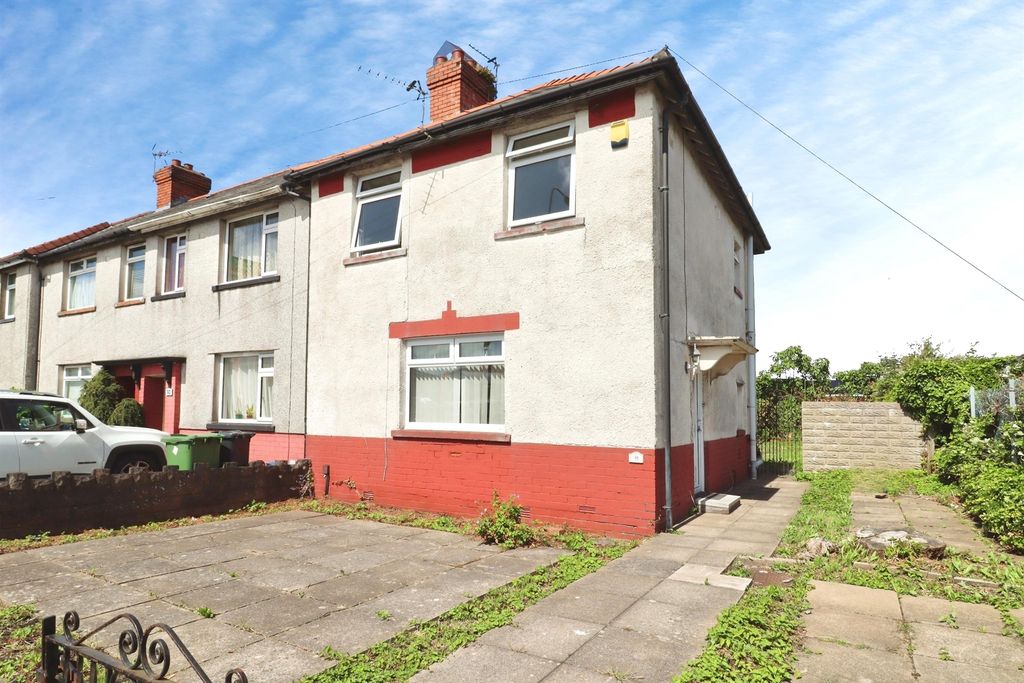 Property photo 1 of 17