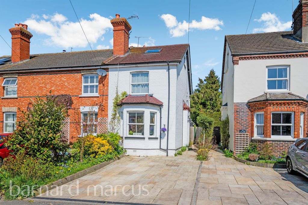 Property photo 1 of 12