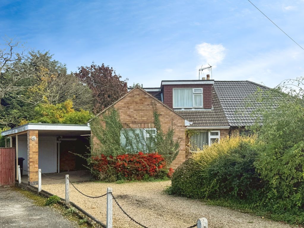 Property photo 1 of 13 Kingsfield Road, Barwell