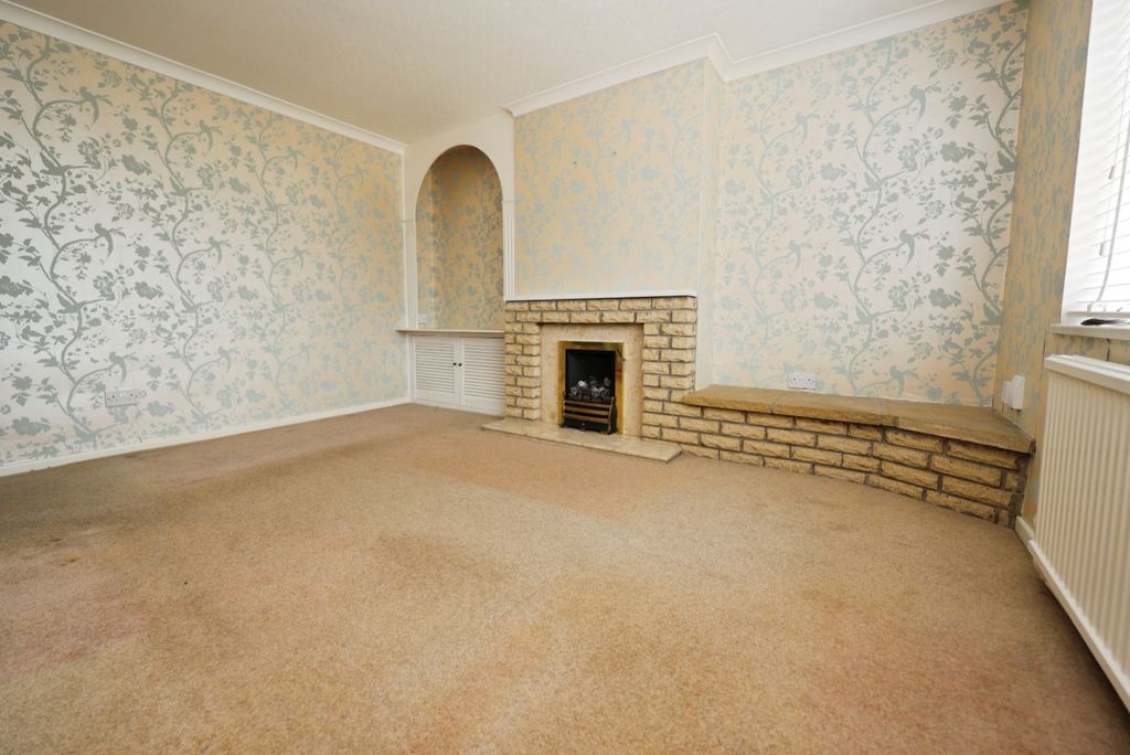 Property photo 2 of 17 4287193