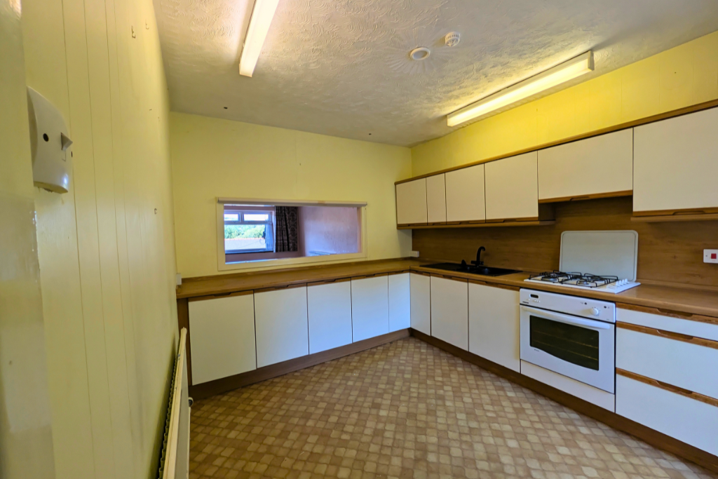 Property photo 3 of 30