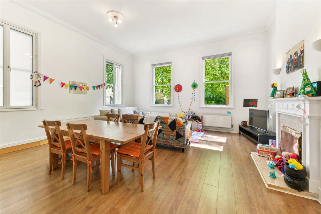 Property photo 2 of 11 Reception Room