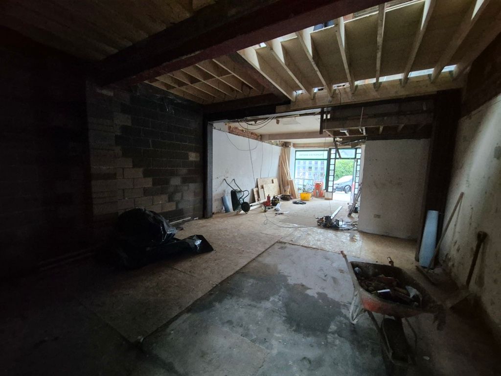 Property photo 3 of 14 Photo 1