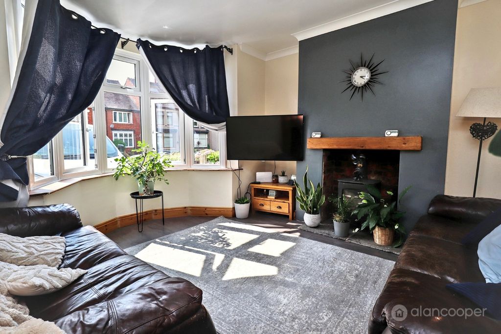Property photo 2 of 25 5325414