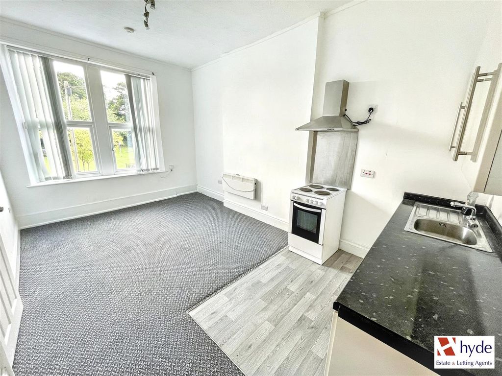 Property photo 2 of 8 Img_8876.Jpg