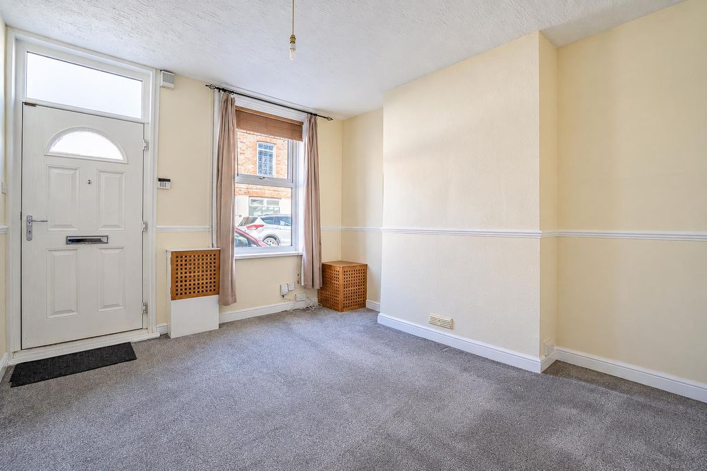 Property photo 2 of 11 38 Uns-2.Jpg