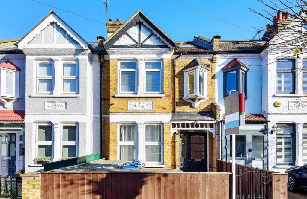 Property photo 1 of 11 Cr1.Png