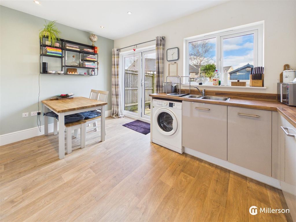 Property photo 3 of 19 Cam05092G0-Pr0166-Still009.Jpg