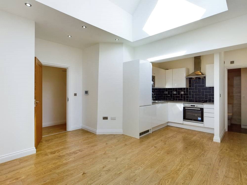 Property photo 1 of 8 Picture No. 08