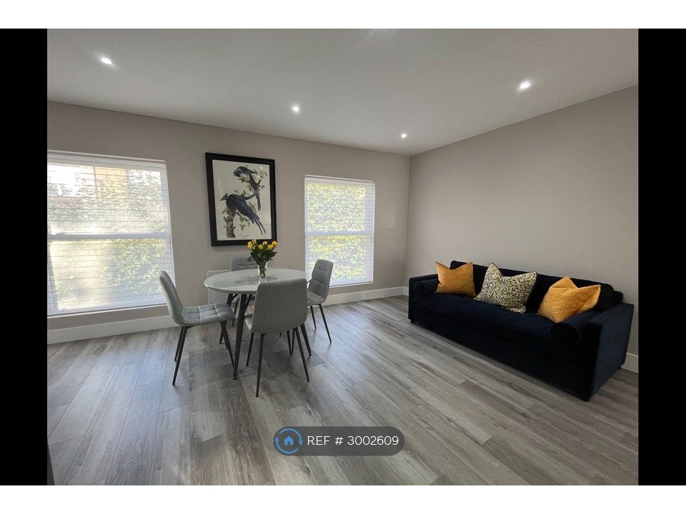 Property photo 1 of 25