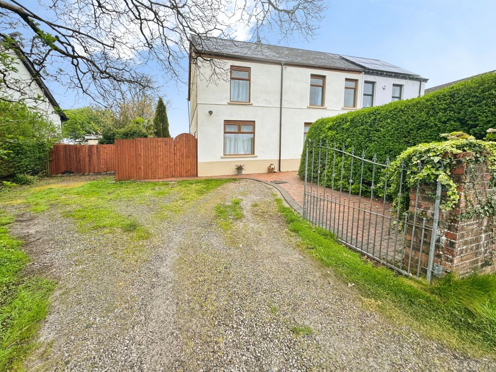 Property photo 3 of 29
