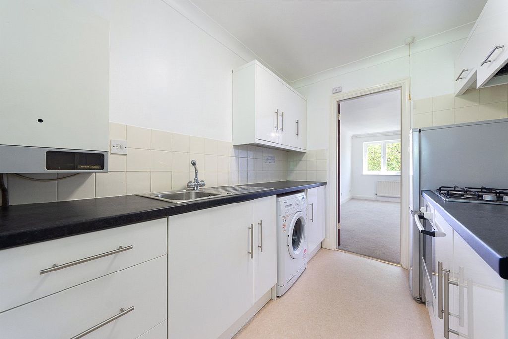 Property photo 1 of 14 Picture No. 05