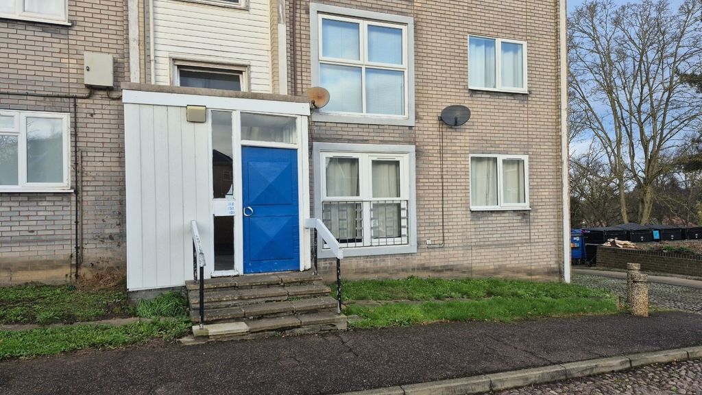 Property photo 1 of 20