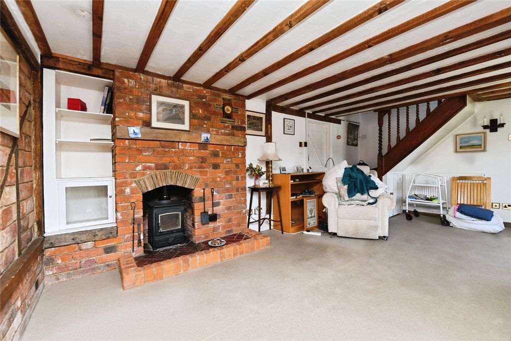 Property photo 3 of 23 Interior