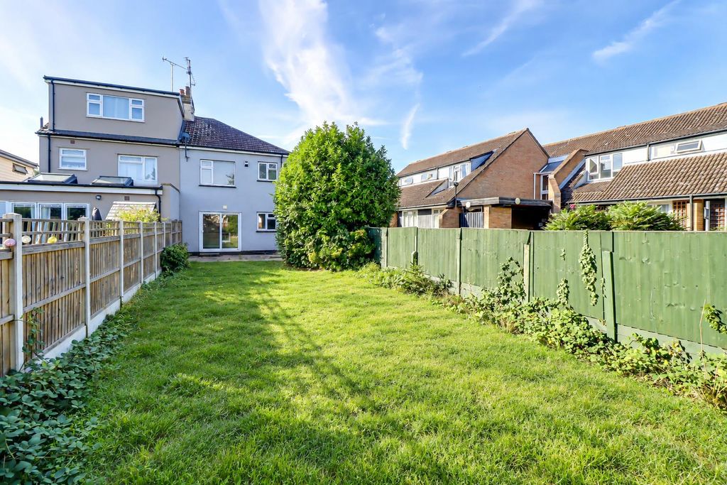 Property photo 2 of 13