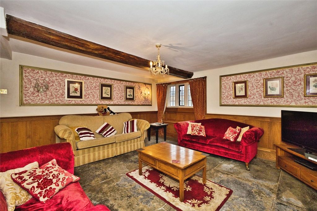 Property photo 2 of 20 Picture No. 12