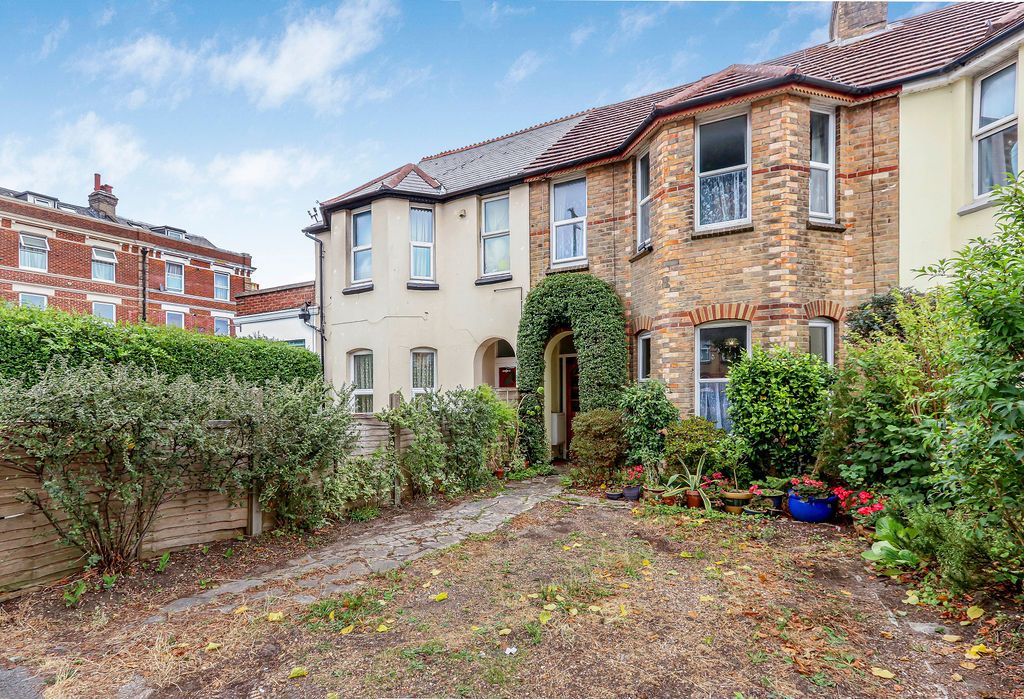 Property photo 1 of 26