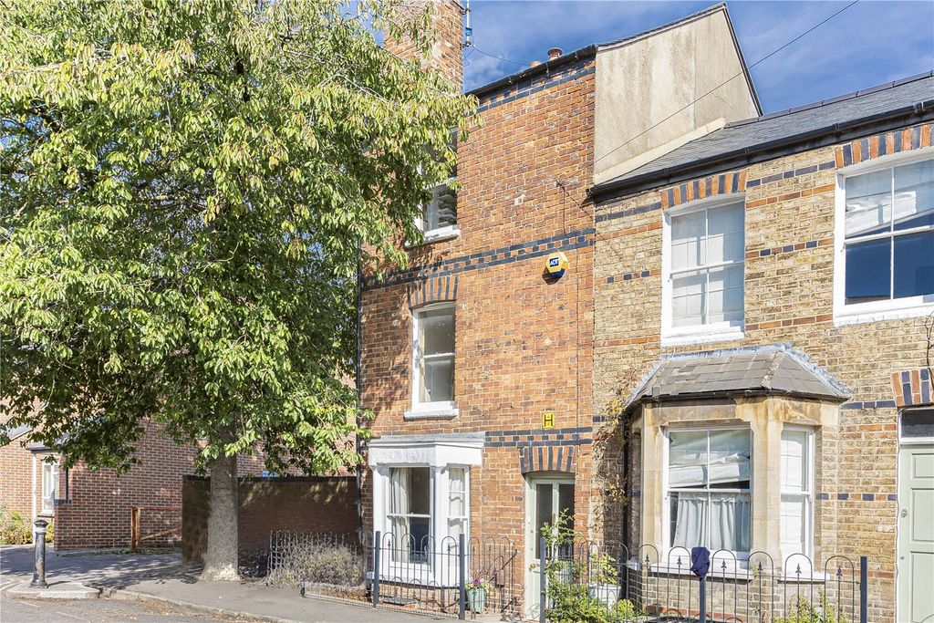 Property photo 1 of 10 Picture No. 02