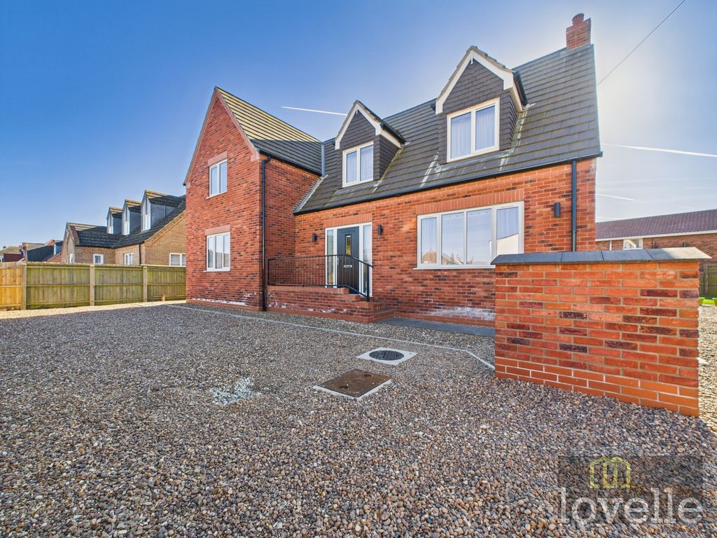 Property photo 1 of 27