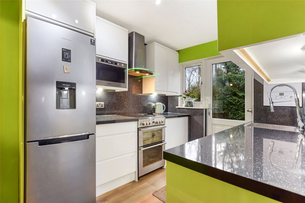 Property photo 3 of 21 Picture No. 08