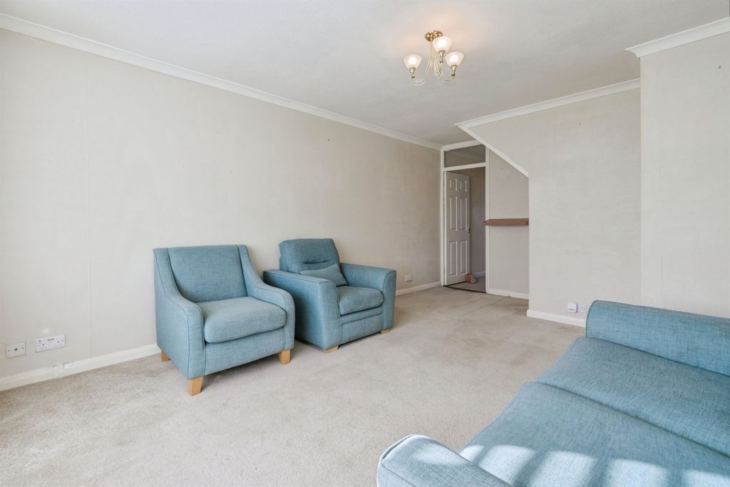 Property photo 3 of 20